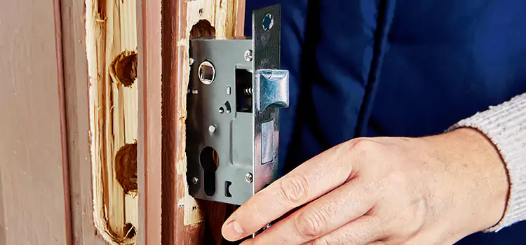 Garage Door Lock Replacement The Woodlands